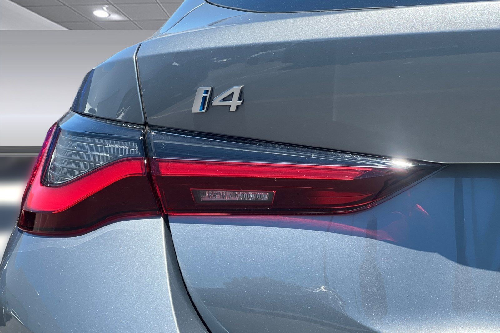 Used 2023 BMW i4 eDrive35 RWD image 12