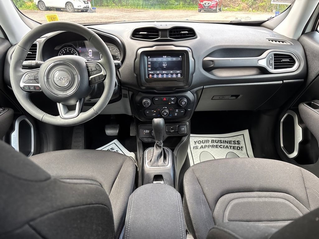 Used 2021 Jeep Renegade Latitude AWD/4WD image 27