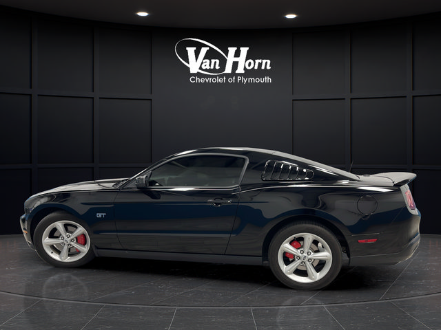 Used 2010 Ford Mustang GT RWD image 4