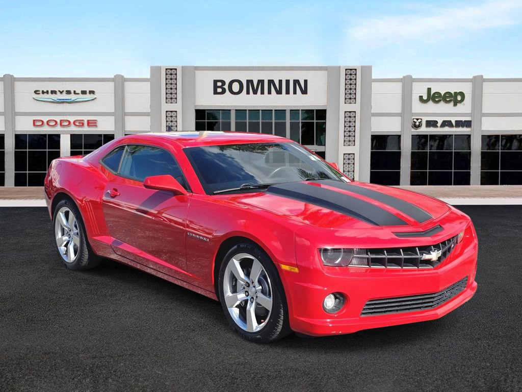 Used 2011 Chevrolet Camaro SS w/ RS Package image 2