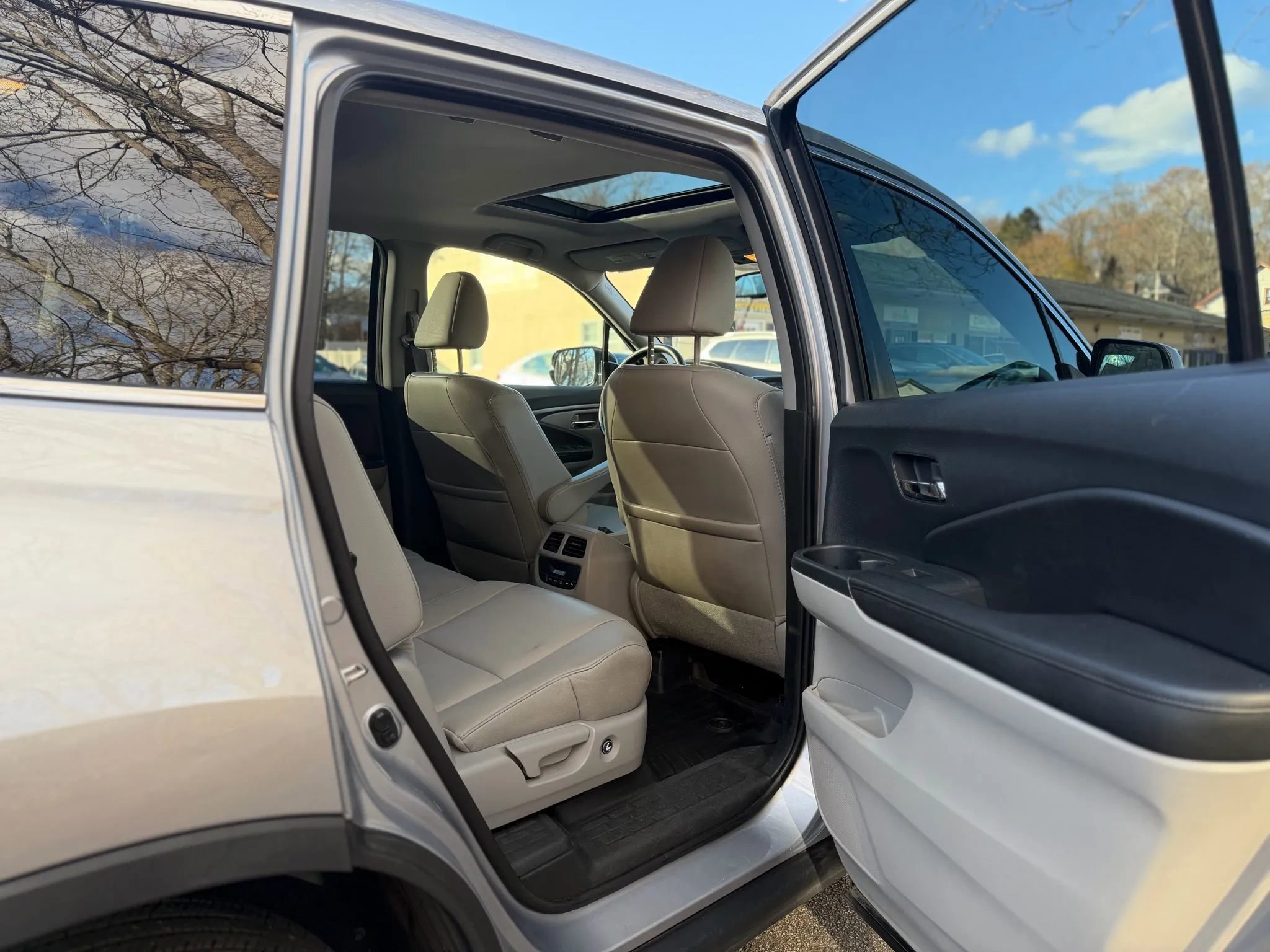 Used 2016 Honda Pilot EX-L image 29