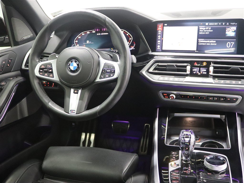 Used 2020 BMW X5 M50i w/ Executive Package AWD/4WD image 25