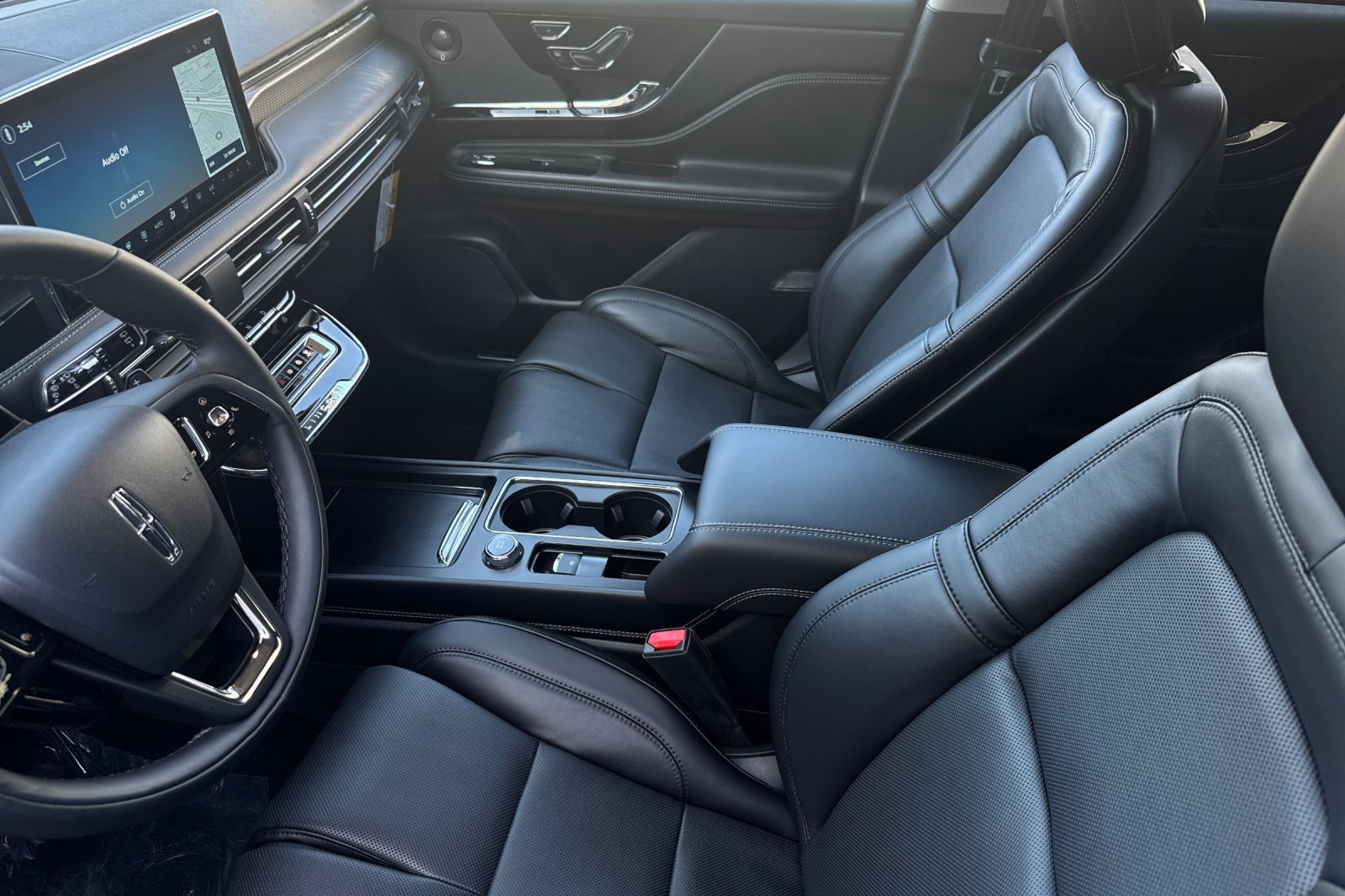 New 2025 Lincoln Corsair Grand Touring w/ Equipment Group 302A image 9