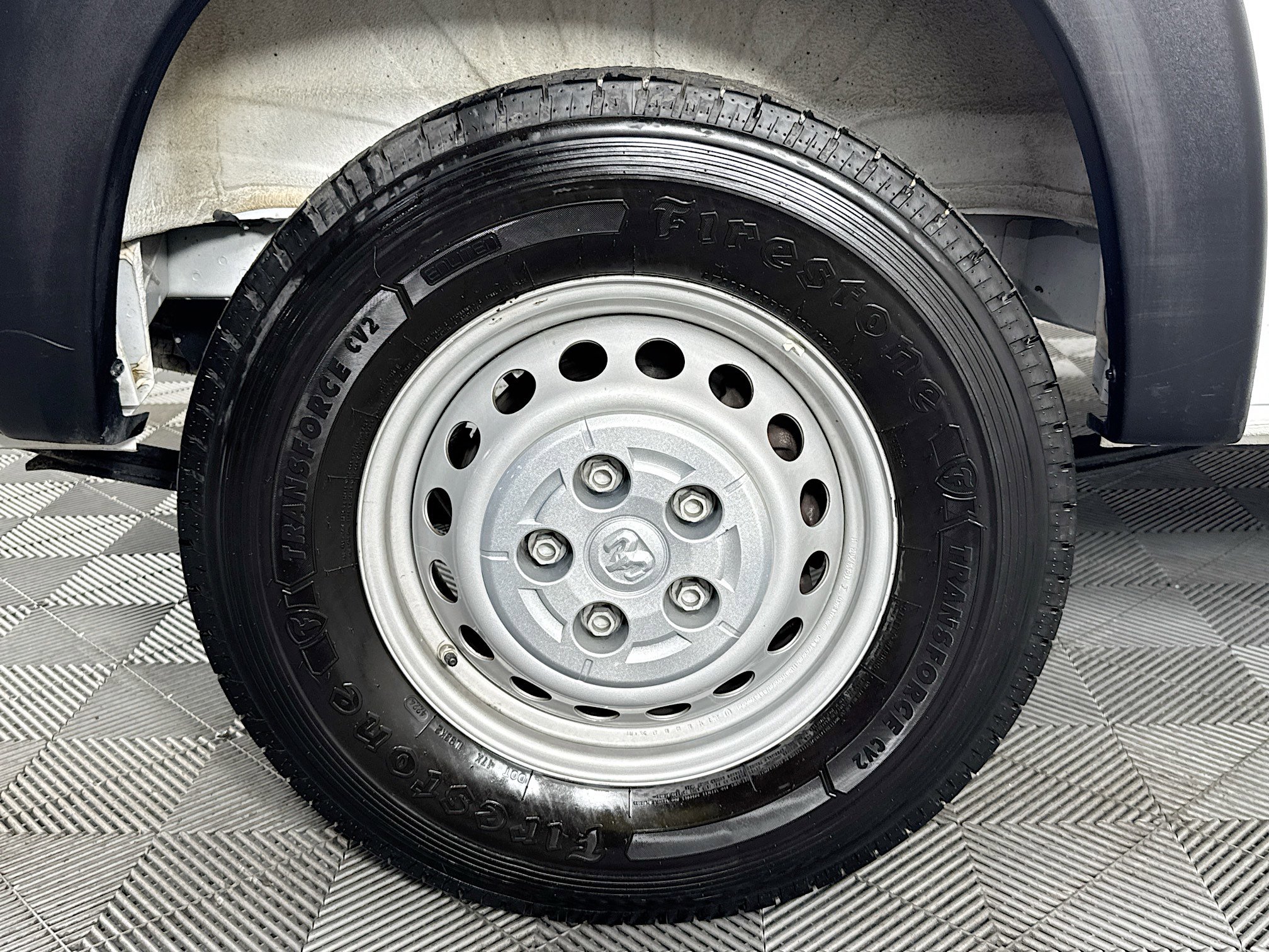 Used 2025 RAM ProMaster 2500 w/ Safety Group FWD image 28