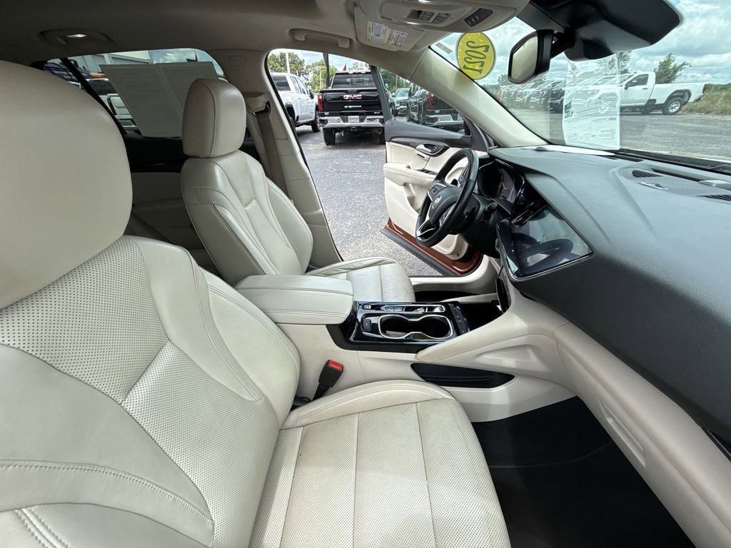 Used 2021 Buick Envision Essence image 13