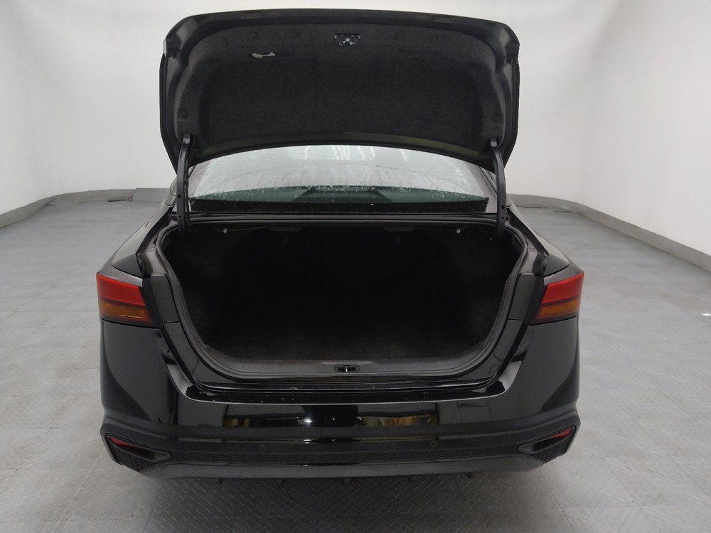 Used 2024 Nissan Altima 2.5 SV image 29