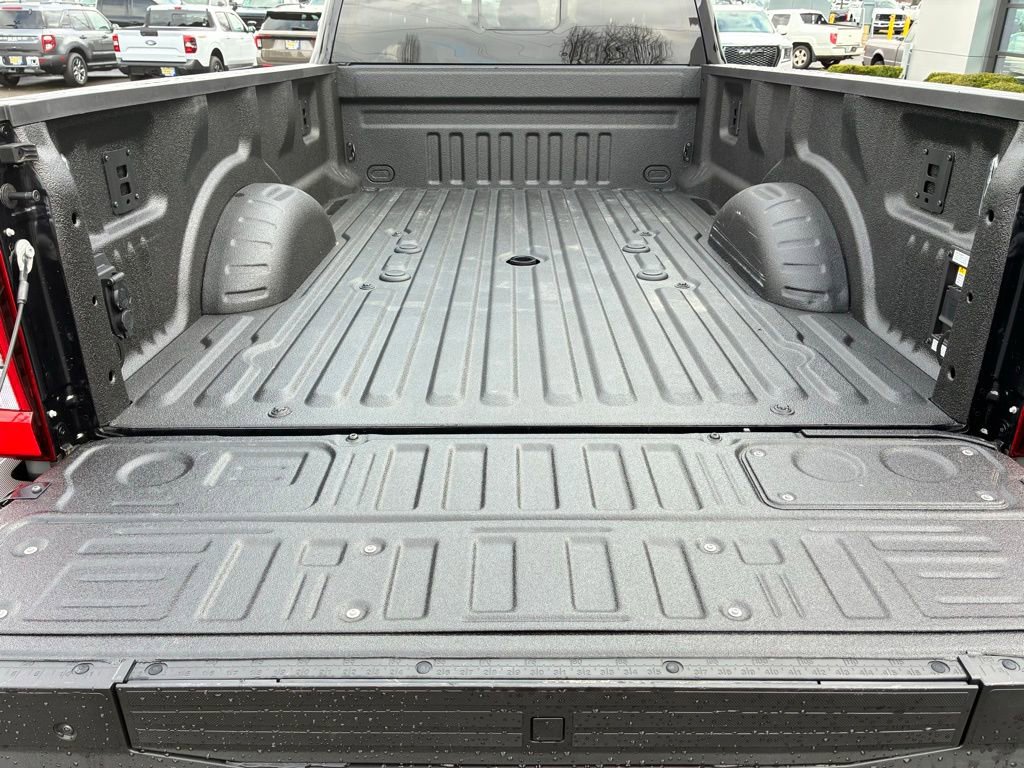 Used 2024 Ford F450 Platinum w/ Camper Package AWD/4WD image 7