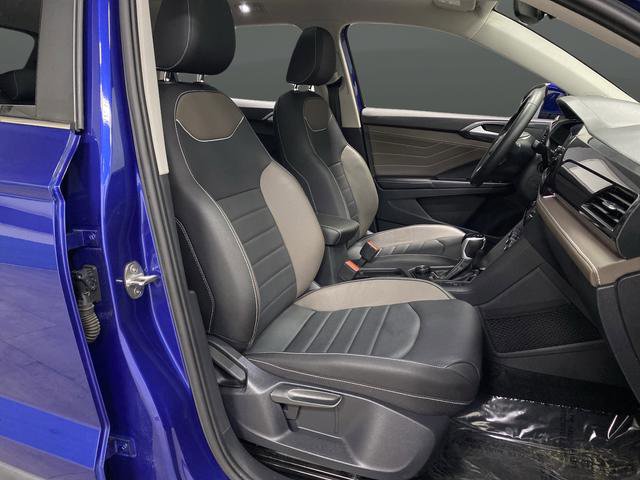 Used 2024 Volkswagen Taos SEL image 29