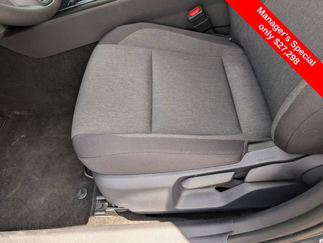 Used 2025 Toyota Camry LE AWD/4WD image 21