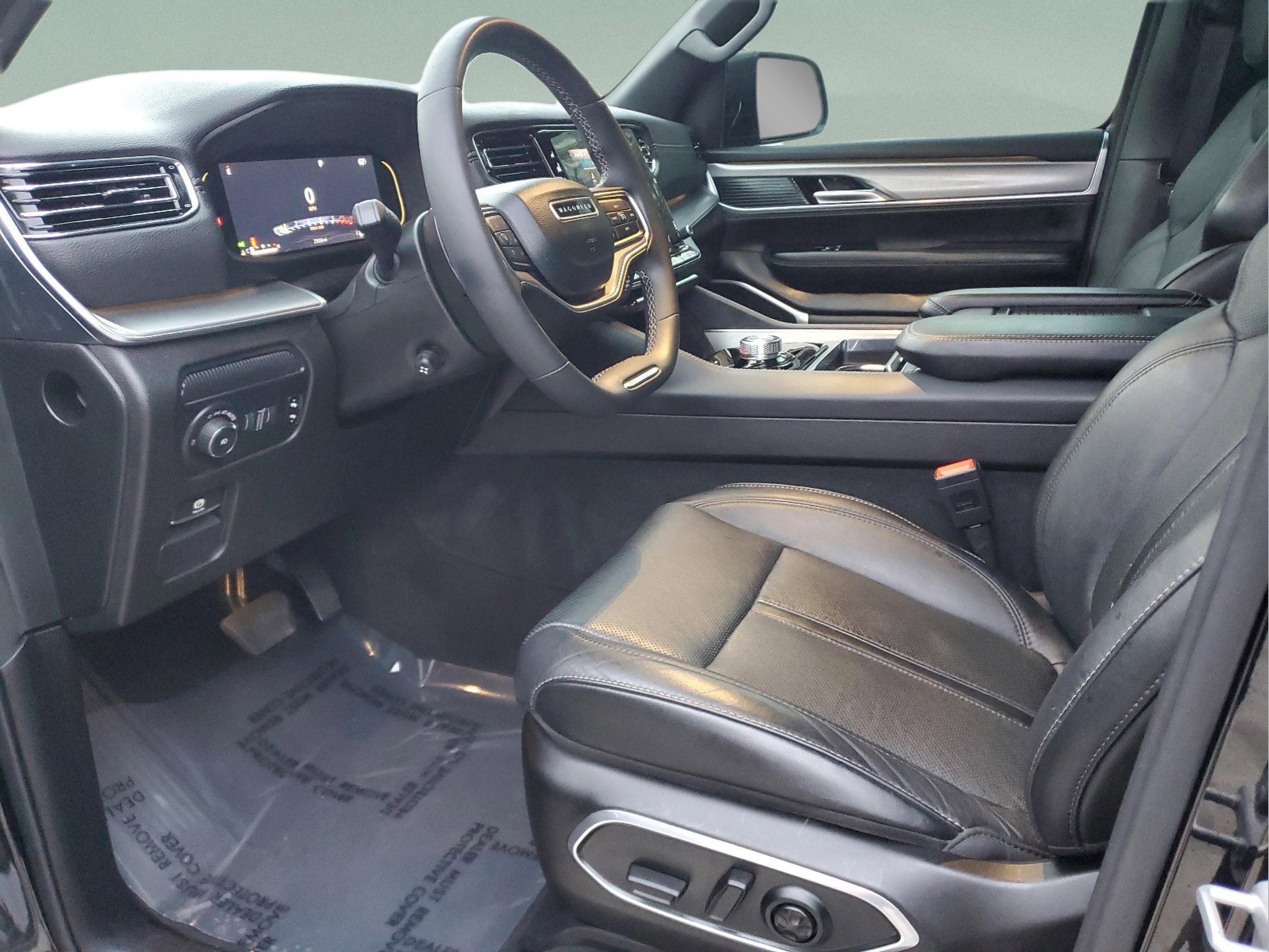 Used 2023 Jeep Wagoneer Series II image 17