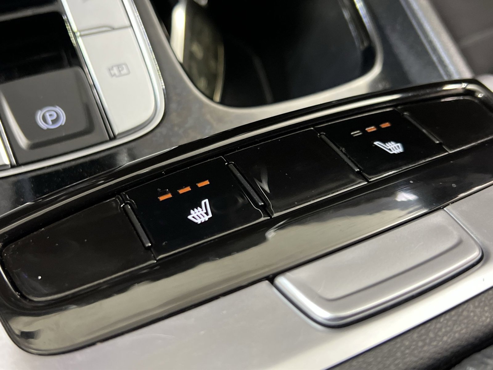 Used 2022 Hyundai Santa Cruz SEL w/ Activity Package image 33