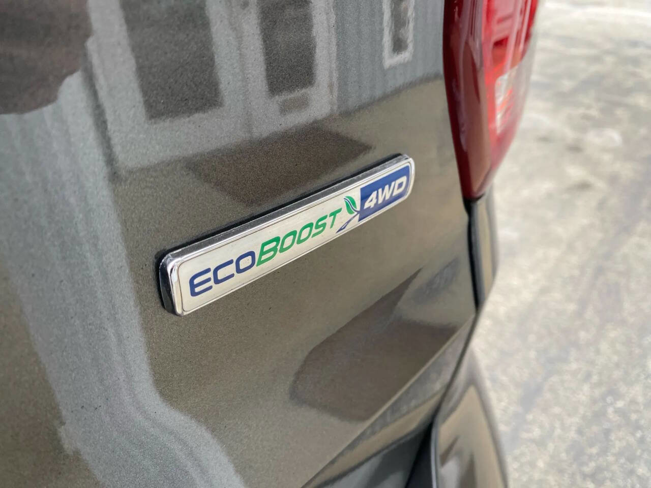 Used 2016 Ford Explorer XLT w/ Equipment Group 202A image 37