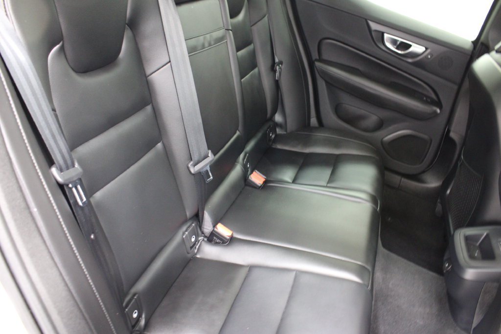 Used 2024 Volvo S60 B5 Core AWD/4WD image 22