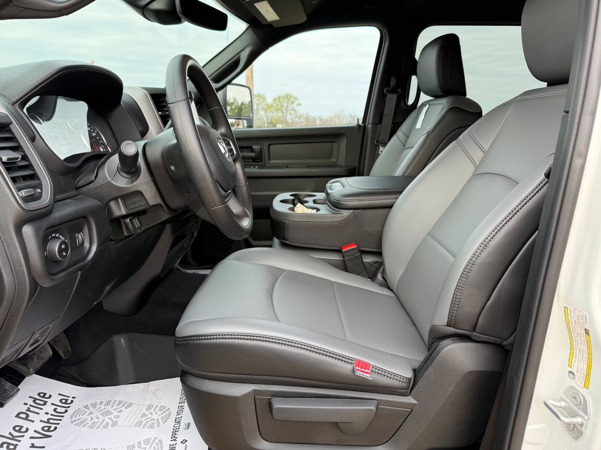 New 2026 RAM 3500 Tradesman AWD/4WD image 8