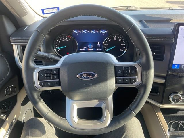 Used 2024 Ford Expedition XLT RWD image 31