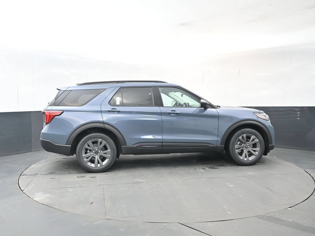 New 2026 Ford Explorer Active w/ Active Comfort Package AWD/4WD image 6