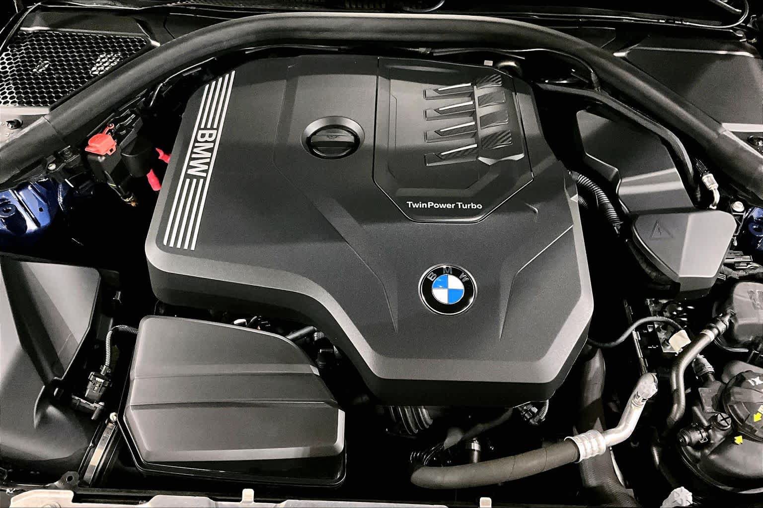 Used 2024 BMW 330i xDrive Sedan w/ Premium Package AWD/4WD image 30