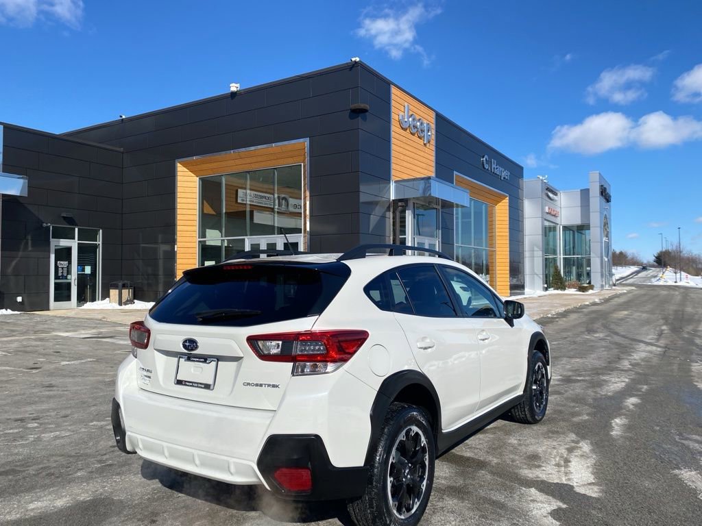 Used 2023 Subaru Crosstrek 2.0i image 2