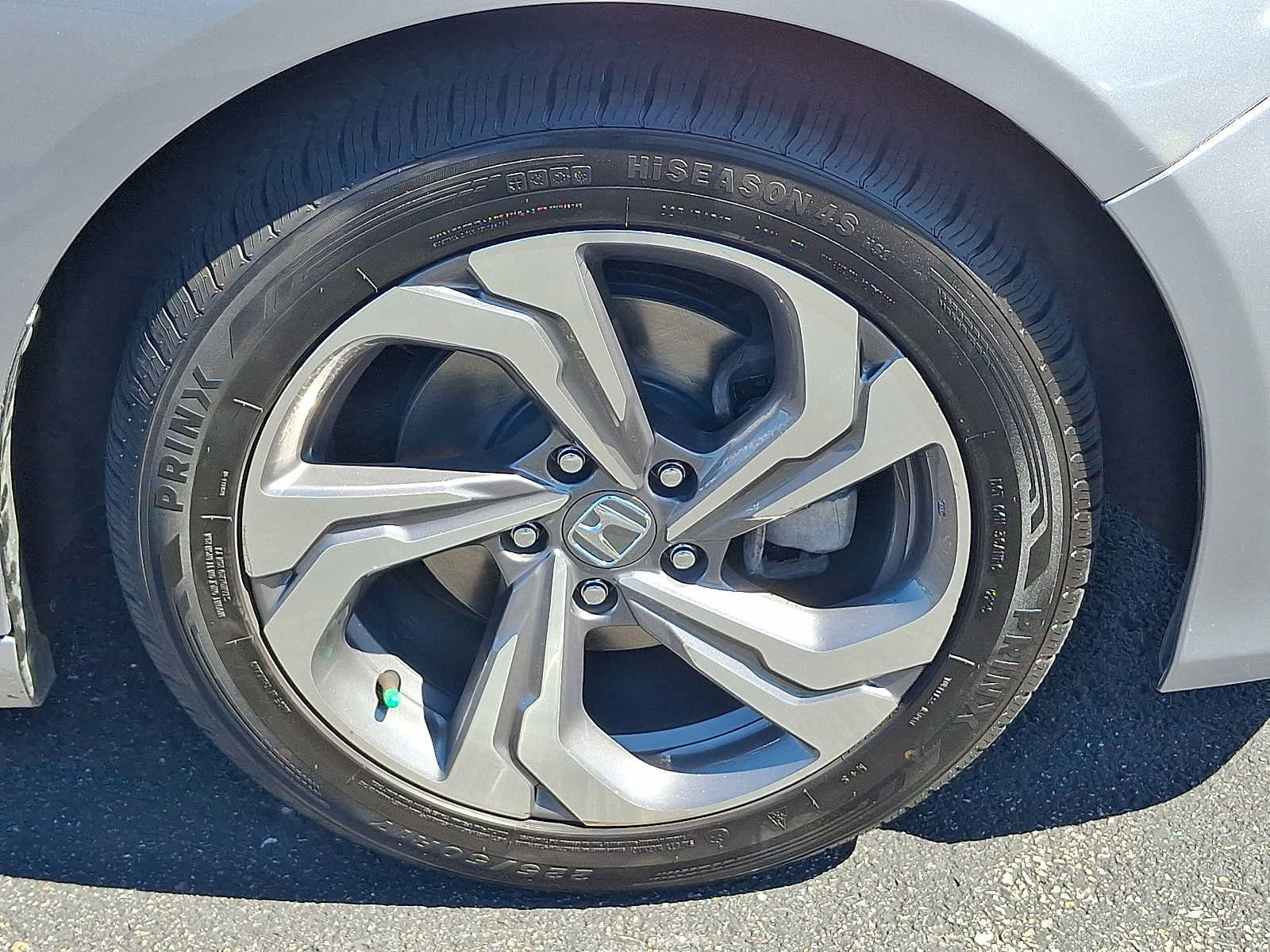 Used 2018 Honda Accord EX image 8