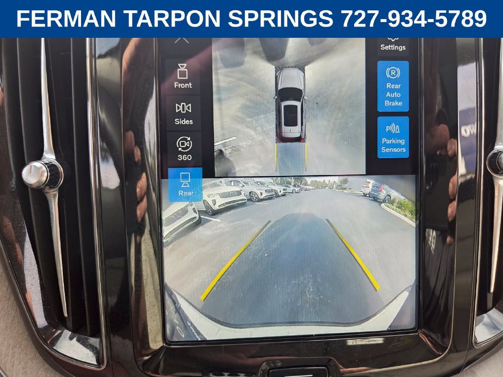 Certified 2024 Volvo XC60 B5 Plus w/ Protection Package Premier AWD/4WD image 24