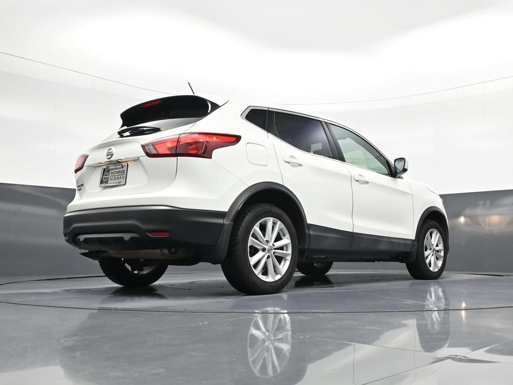 Used 2017 Nissan Rogue Sport S w/ S Appearance Package FWD image 24