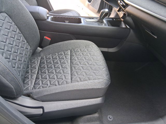 New 2026 Nissan Kicks SV w/ Cold Weather Package FWD image 22