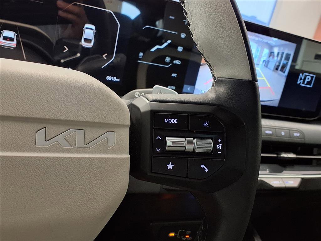 Used 2025 Kia K4 GT-Line Turbo image 29