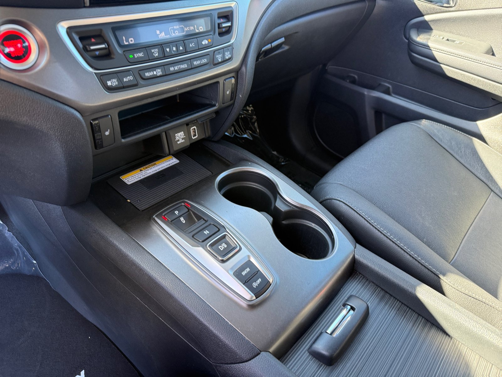 Used 2022 Honda Pilot Special Edition image 13