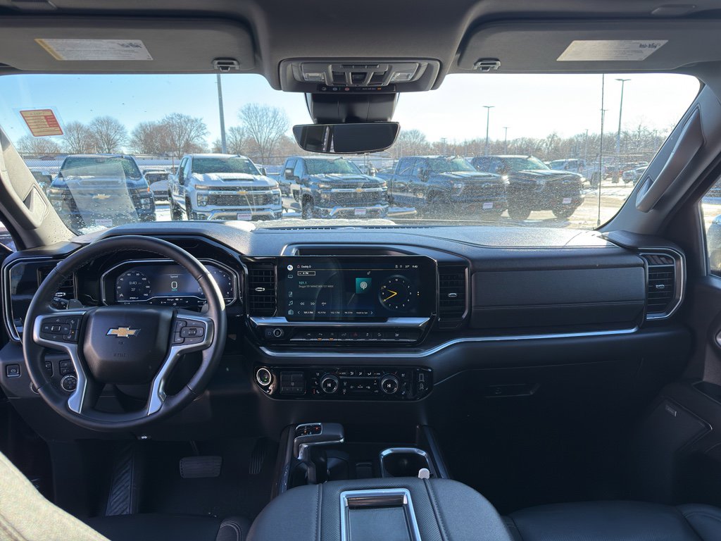 Used 2022 Chevrolet Silverado 1500 LTZ w/ LTZ Premium Package image 28