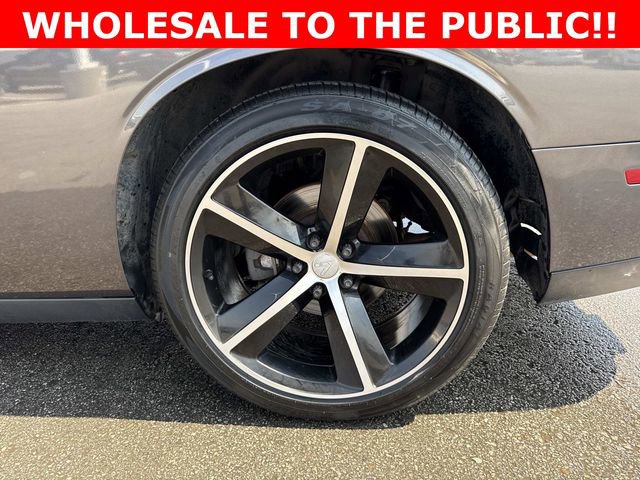 Used 2015 Dodge Challenger R/T Plus image 31