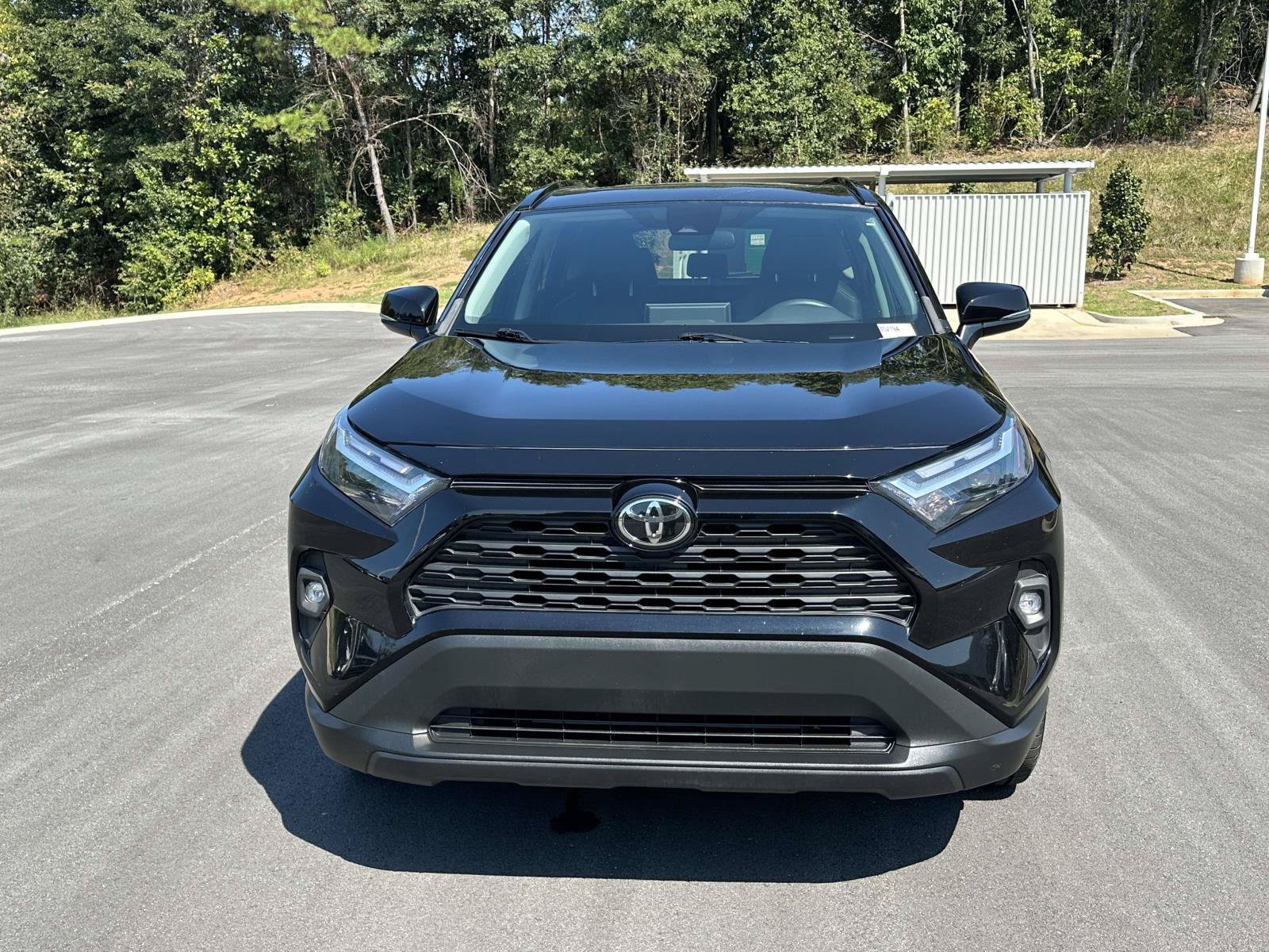 Used 2023 Toyota RAV4 XLE Premium FWD image 2