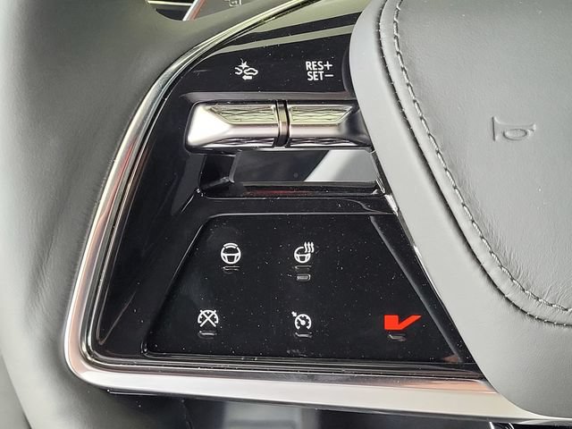 New 2026 Cadillac Lyriq V AWD/4WD image 24