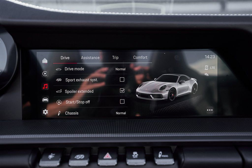 Used 2024 Porsche 911 Carrera GTS w/ Premium Package image 63