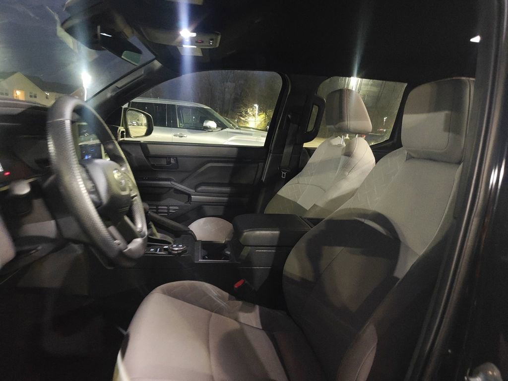 Used 2024 Toyota Tacoma SR5 image 7