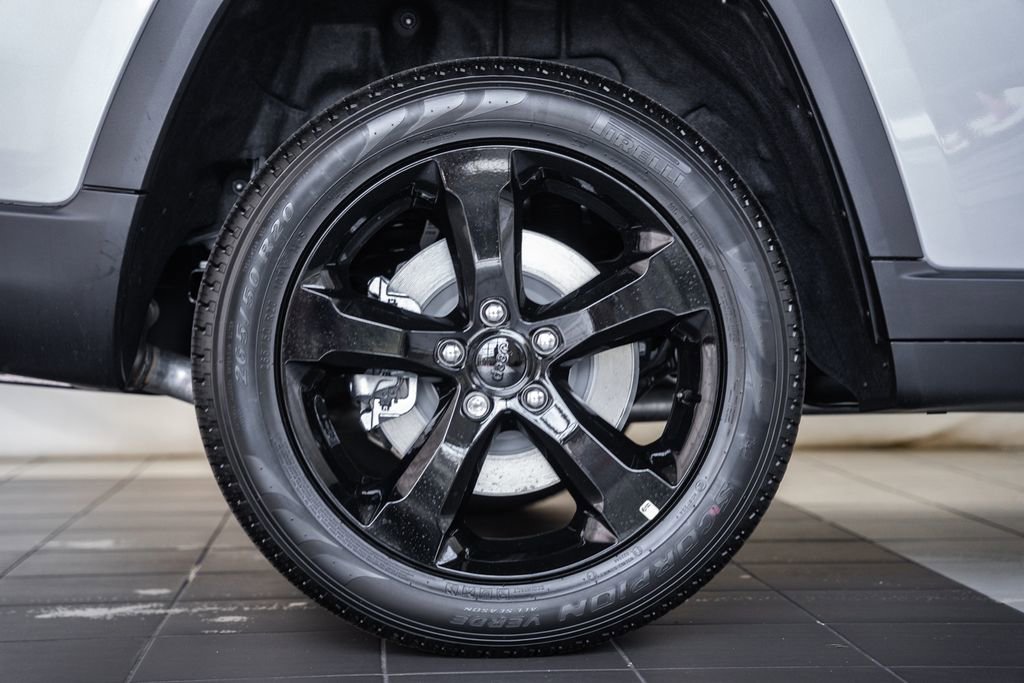 New 2025 Jeep Grand Cherokee L Limited w/ Luxury Tech Group II image 18