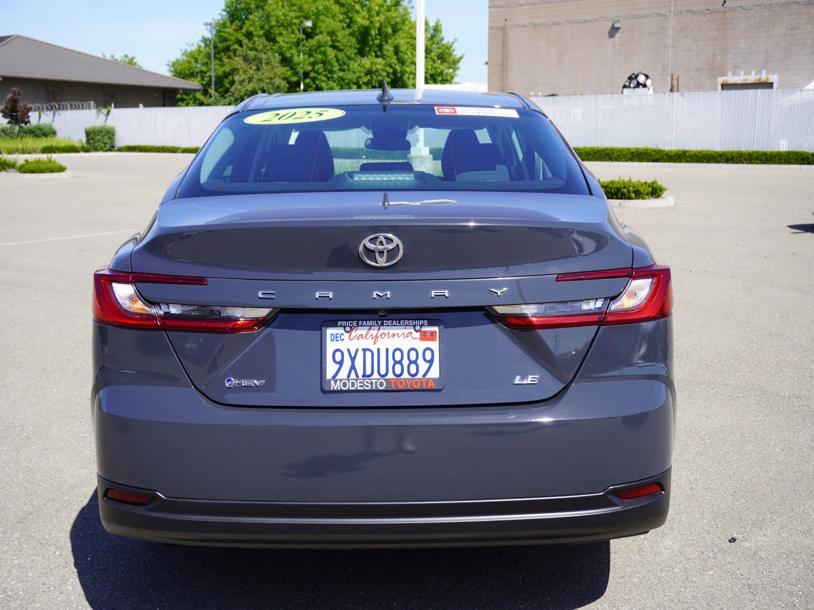 Used 2025 Toyota Camry LE FWD image 10