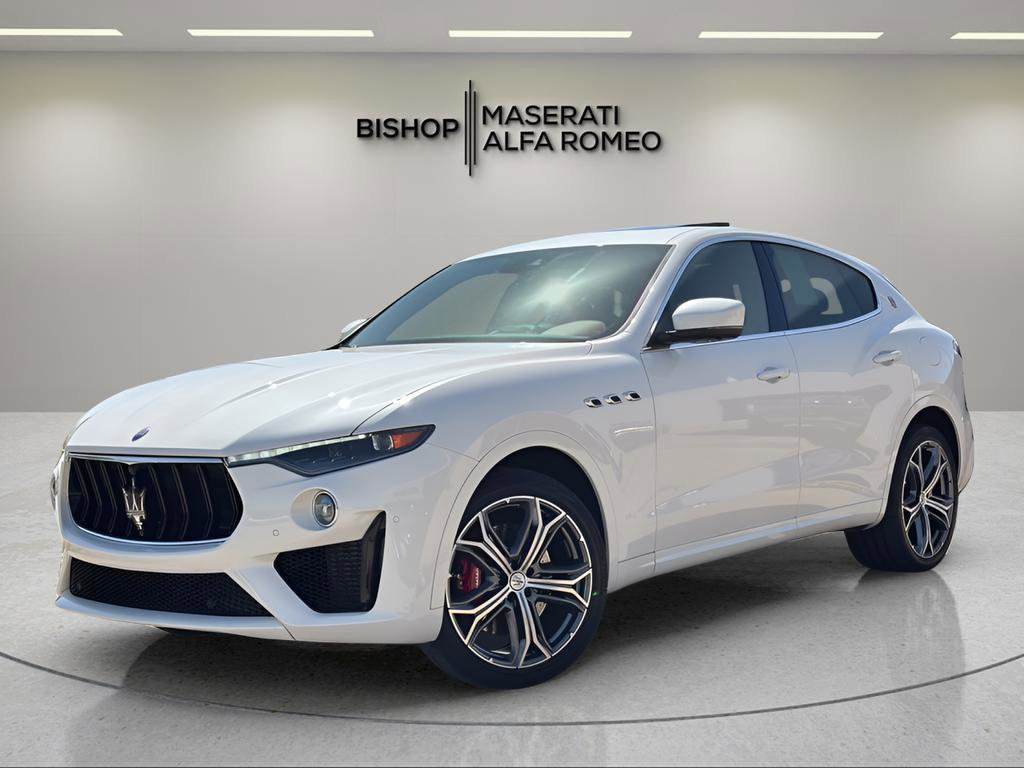 Used 2020 Maserati Levante GTS image 4