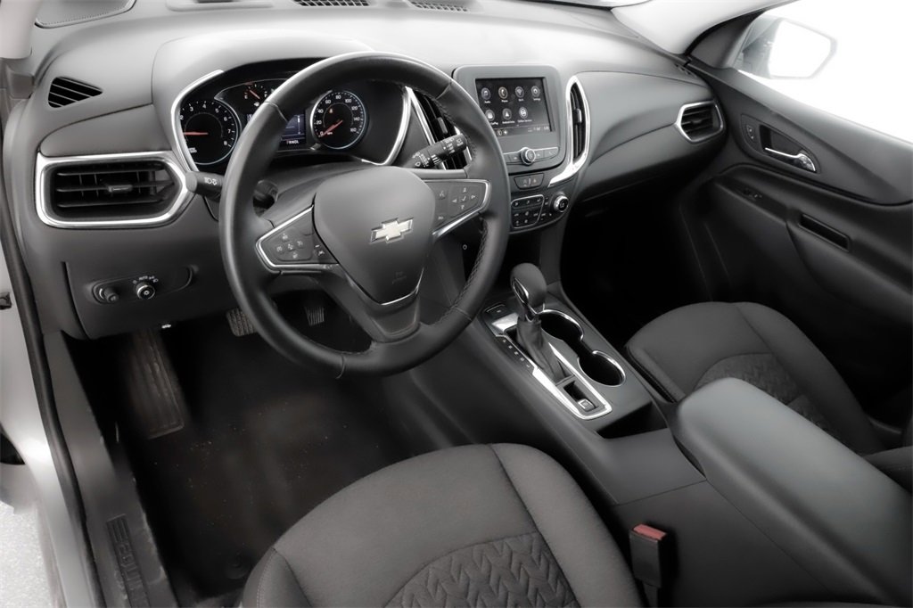 Used 2024 Chevrolet Equinox LT image 16