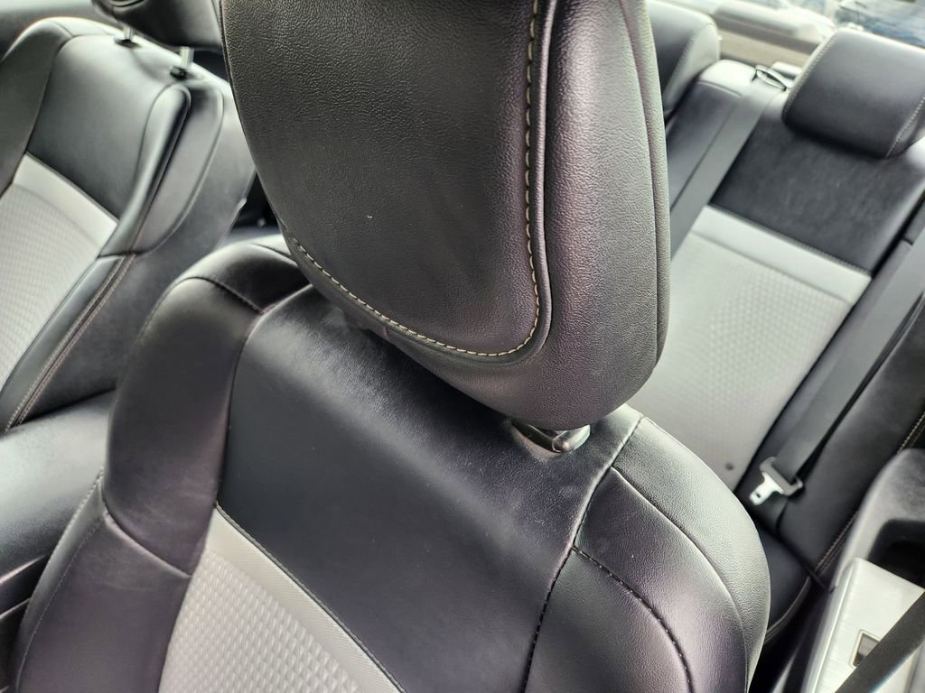 Used 2014 Toyota Camry SE FWD image 6