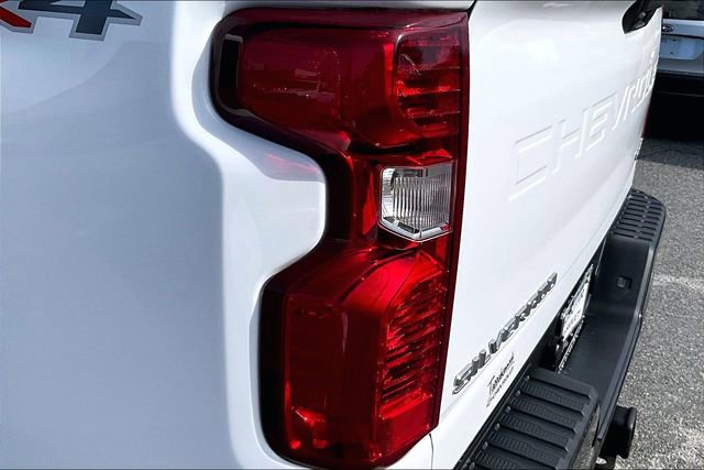 Used 2023 Chevrolet Silverado 2500 Custom w/ Infotainment Package image 24
