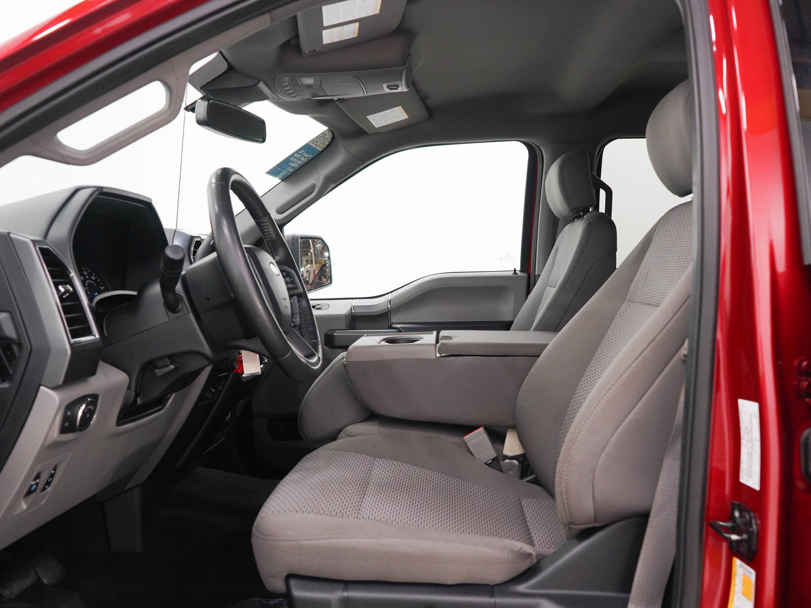 Used 2020 Ford F150 XLT w/ Equipment Group 302A Luxury AWD/4WD image 23