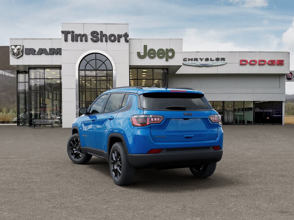 New 2026 Jeep Compass Latitude AWD/4WD image 3