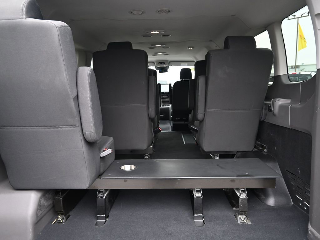 Used 2023 Ford Transit 350 XLT RWD image 15