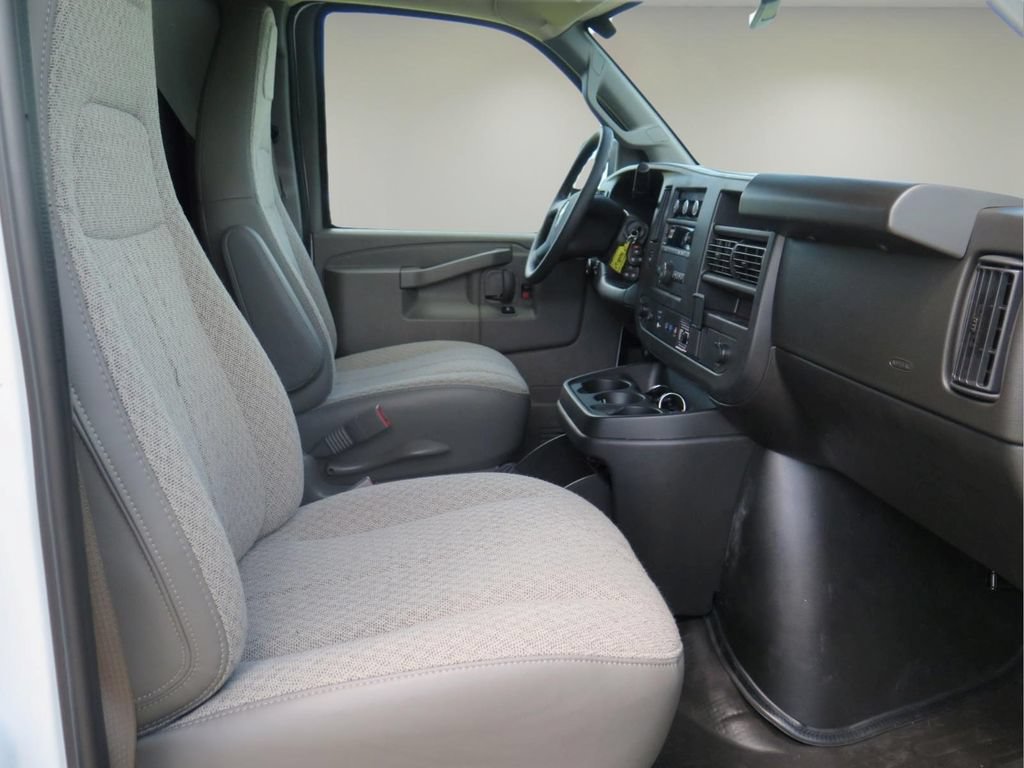 New 2026 Chevrolet Express 2500 Extended w/ Driver Convenience Package RWD image 20