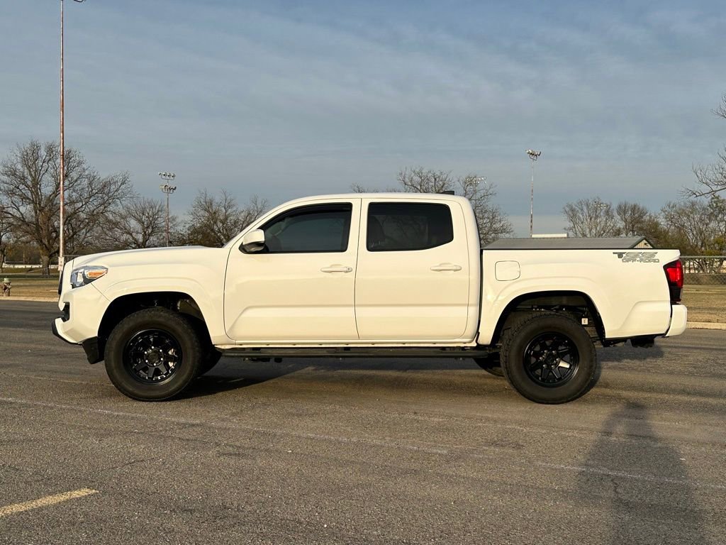 Used 2023 Toyota Tacoma SR image 3