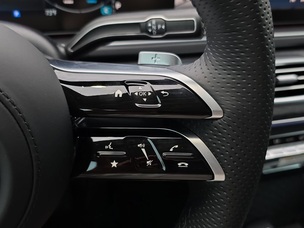 New 2026 Mercedes-Benz GLS 450 4MATIC image 23
