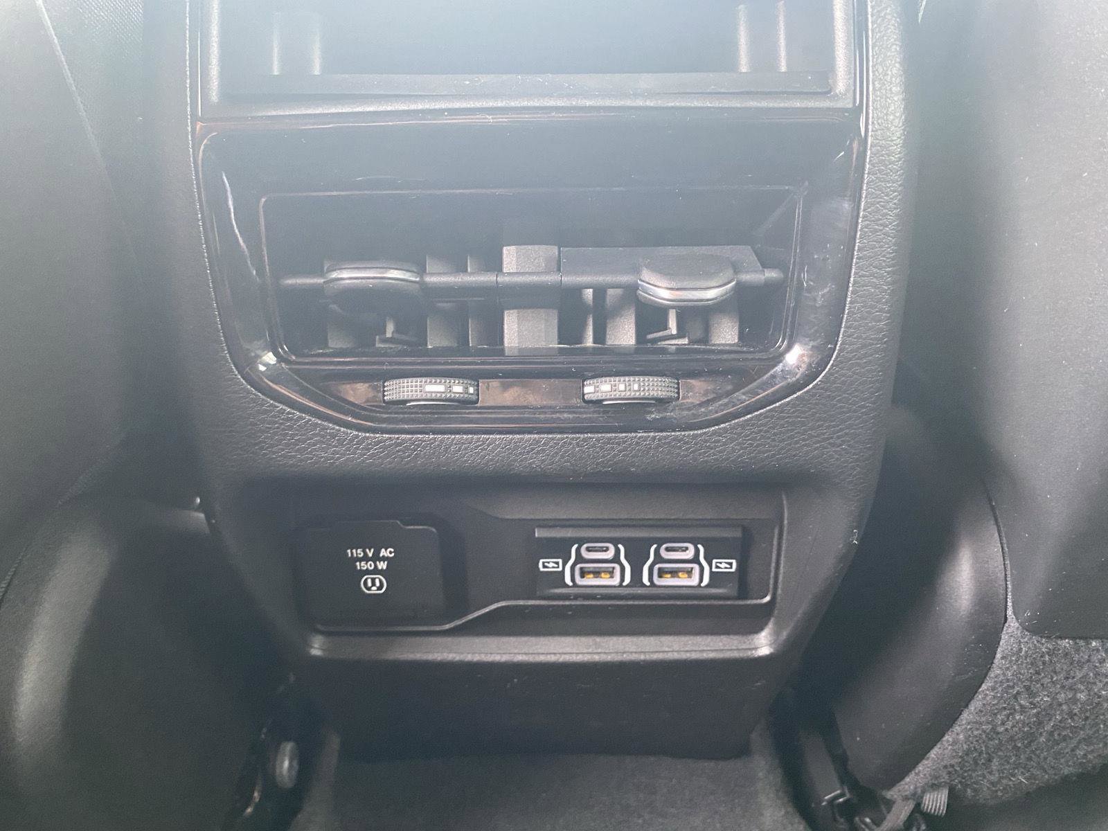 Used 2022 Jeep Grand Cherokee Altitude image 30