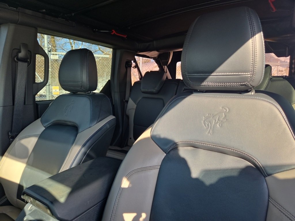 Used 2023 Ford Bronco Wildtrak image 15