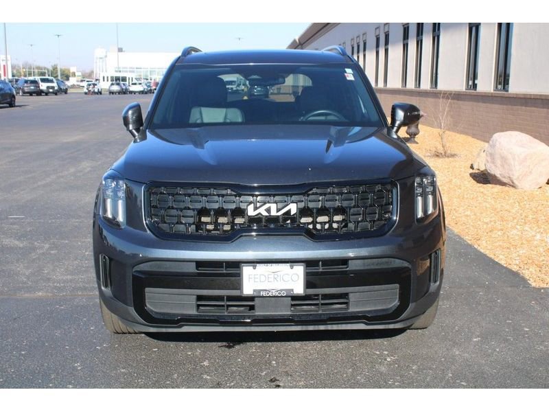 Used 2024 Kia Telluride EX X-Line image 9