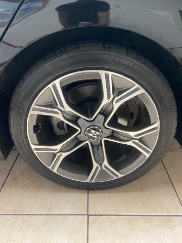 Used 2020 Kia Stinger GT-Line w/ Sun & Sound Package RWD image 25